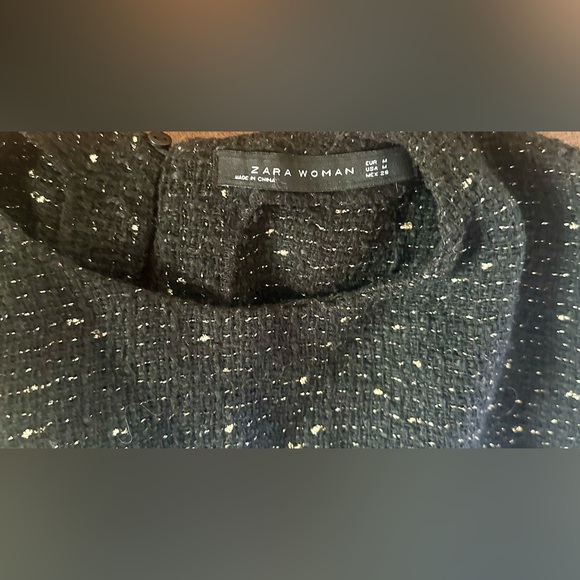 ZARA BLACK AND GOLD KNIT BLOUSE - Picture 4 of 4